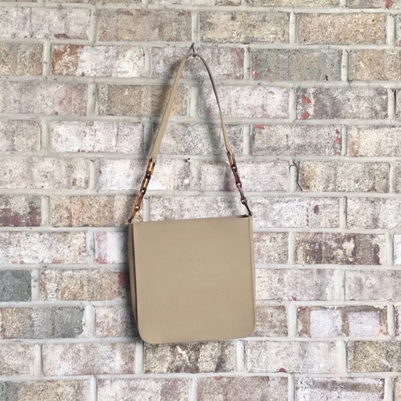 Liz Claiborne Handbags - 🍓5/$20 vintage Liz Claiborne purse!